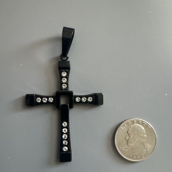 Dominic Toretto Style Cross Necklace Stainless Steel Cubic Zirconia Pendant - Picture 3 of 6